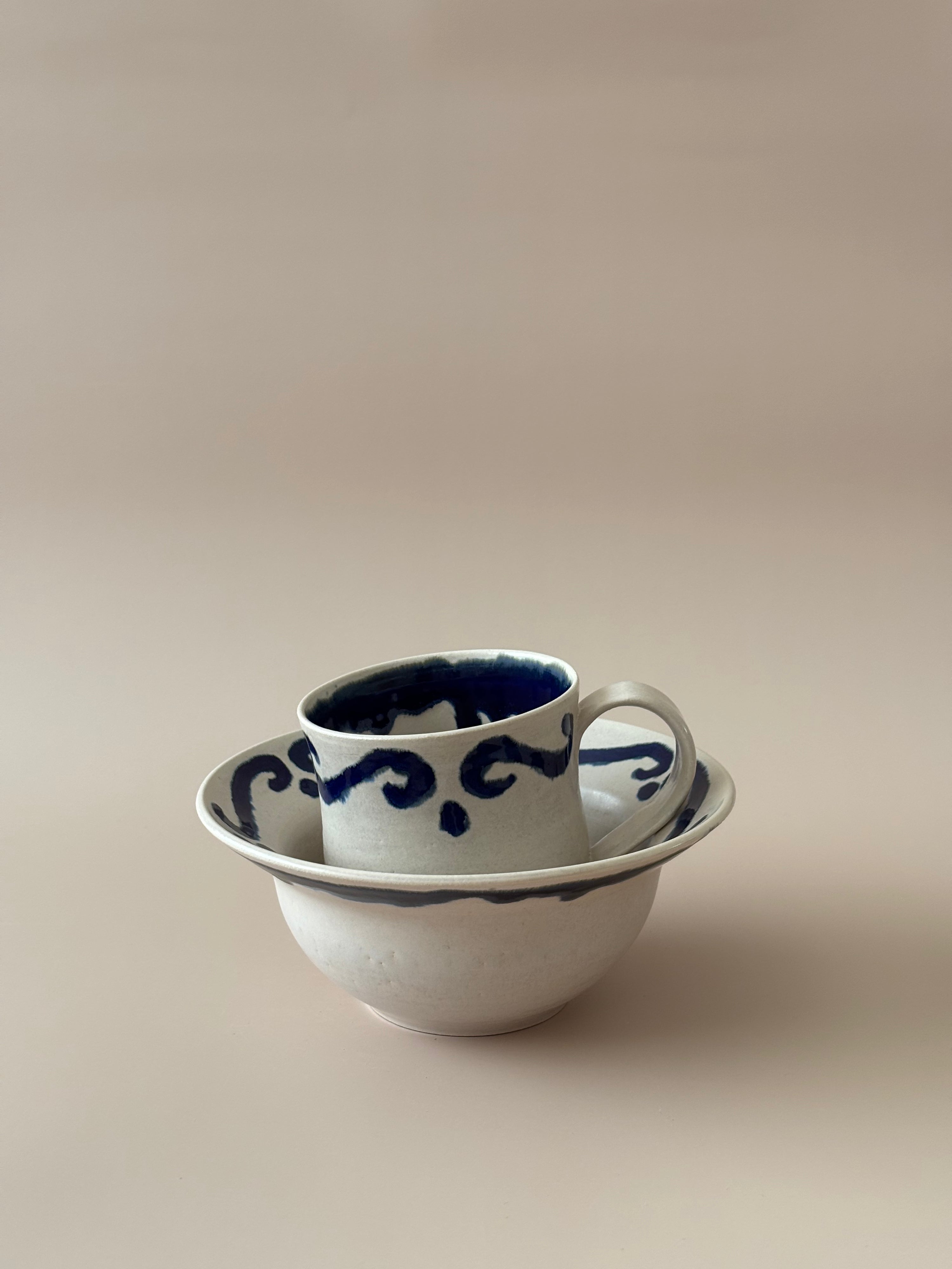 Vintage Breakfast in Indigo Filigree